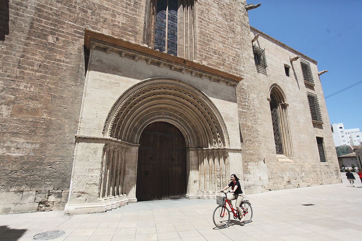 conocer Valencia en bicicleta